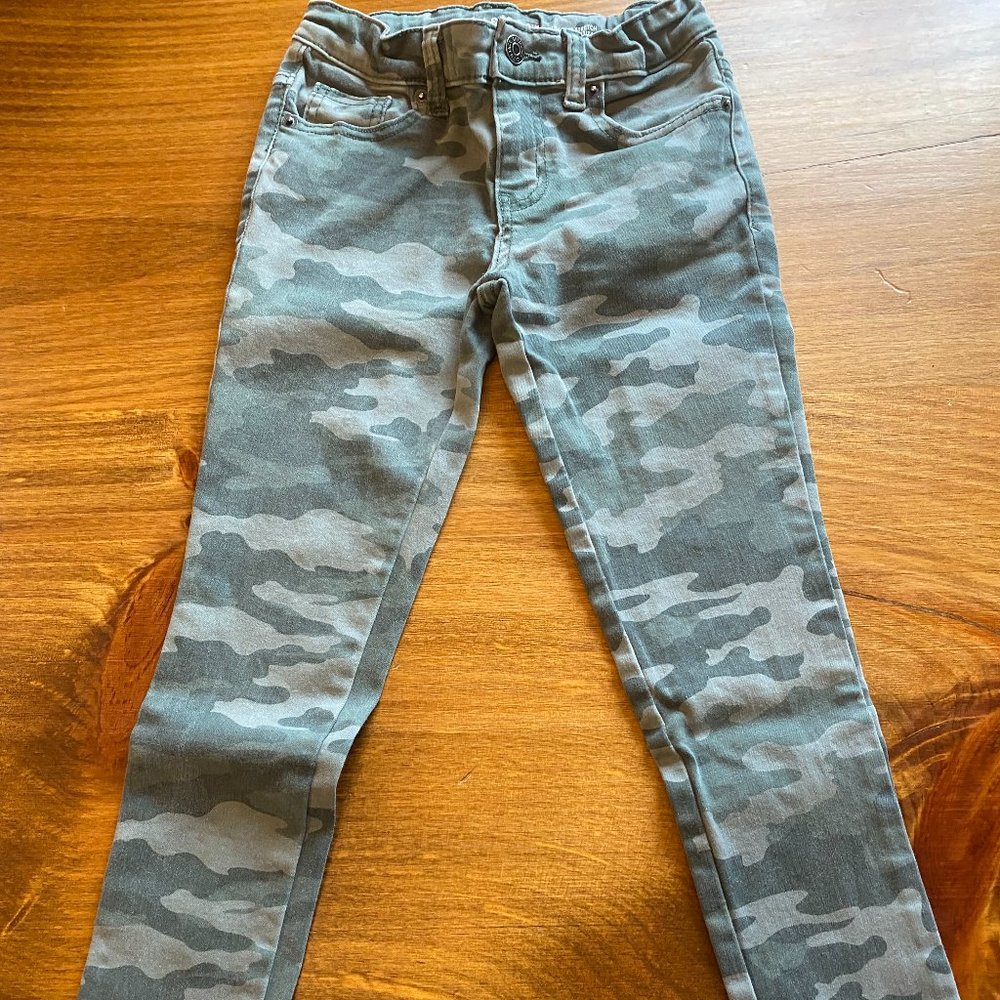 NWOT Girls Camo Jeggings/Size 8